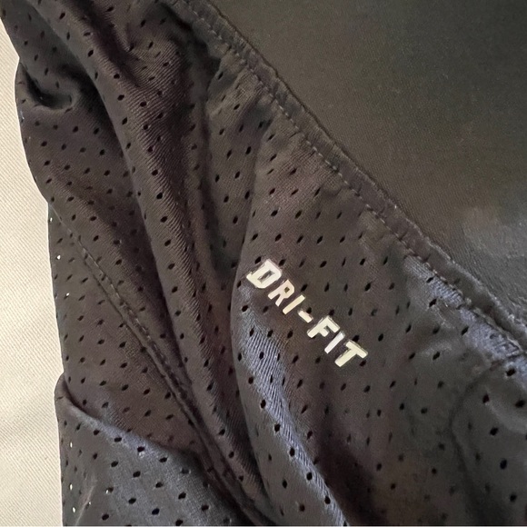 2 Small Nike Dri-Fit Women's Running Shorts Jogging Activewear Workout Gym Black - Picture 9 of 9